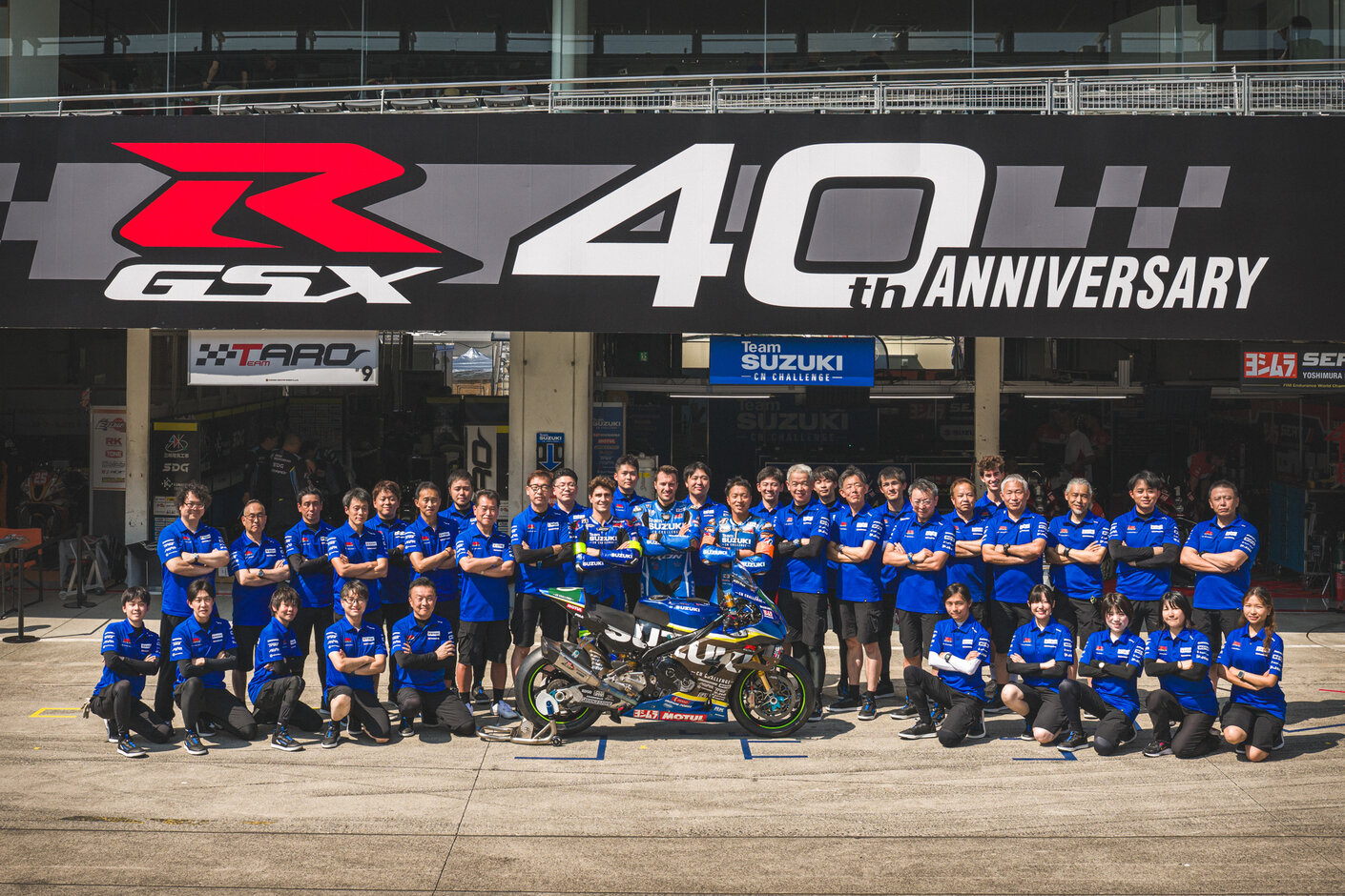 Team SUZUKI CN CHALLENGE Team SUZUKI CN CHALLENGE