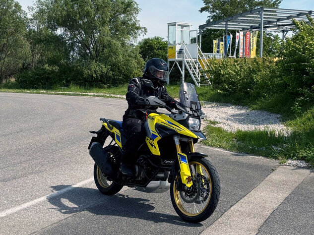 Teesdorf 2024 - V-STROM 1050DE