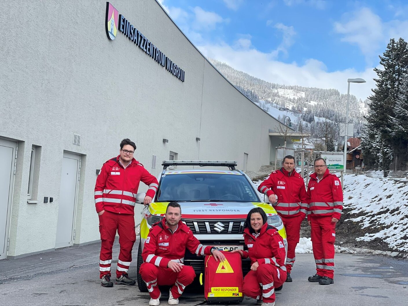 First Responder Team Rotes Kreuz Wagrain im Februar 2023. Bildrechte: Rotes Kreuz Salzburg/ SUZUKI AUSTRIA